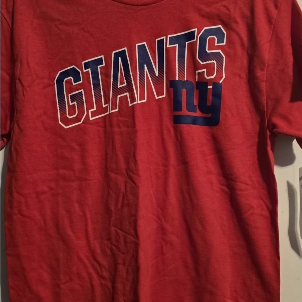 NFL Giants Red Short Sleeve Tee - Picture 2 of 15